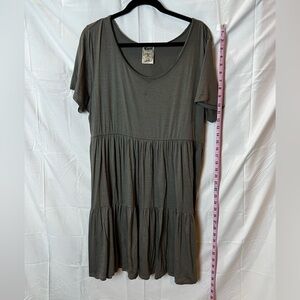 Vocal Women’s Plus Size Tiered Top XL